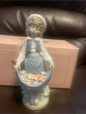 Porcelain Flower Girl Sculpture in Light Blue - Elegant Home Accent